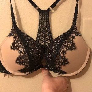 VS 34C bra